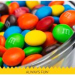 M&M's Milk Chocolate Snack and Share Party Bucket 640g - Image 3