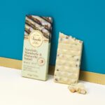 Venchi White Chocolate with Pistachios and Salted Nuts (Pack of 2) - Image 2